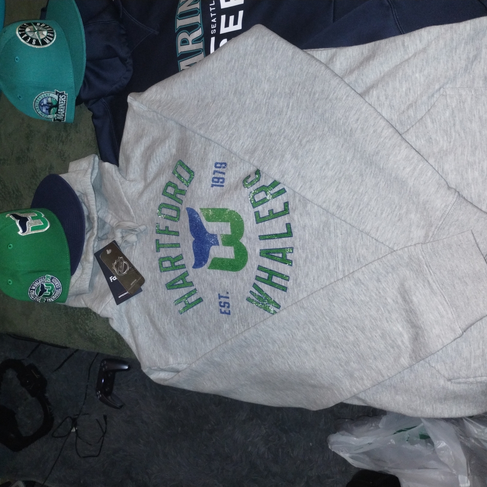Hartford Whalers Gray Hoodie